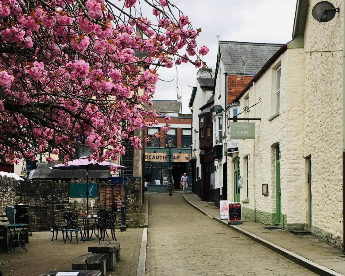 The Art Attic A Stylish Boutique Apartment Builth Wells Luaran gambar